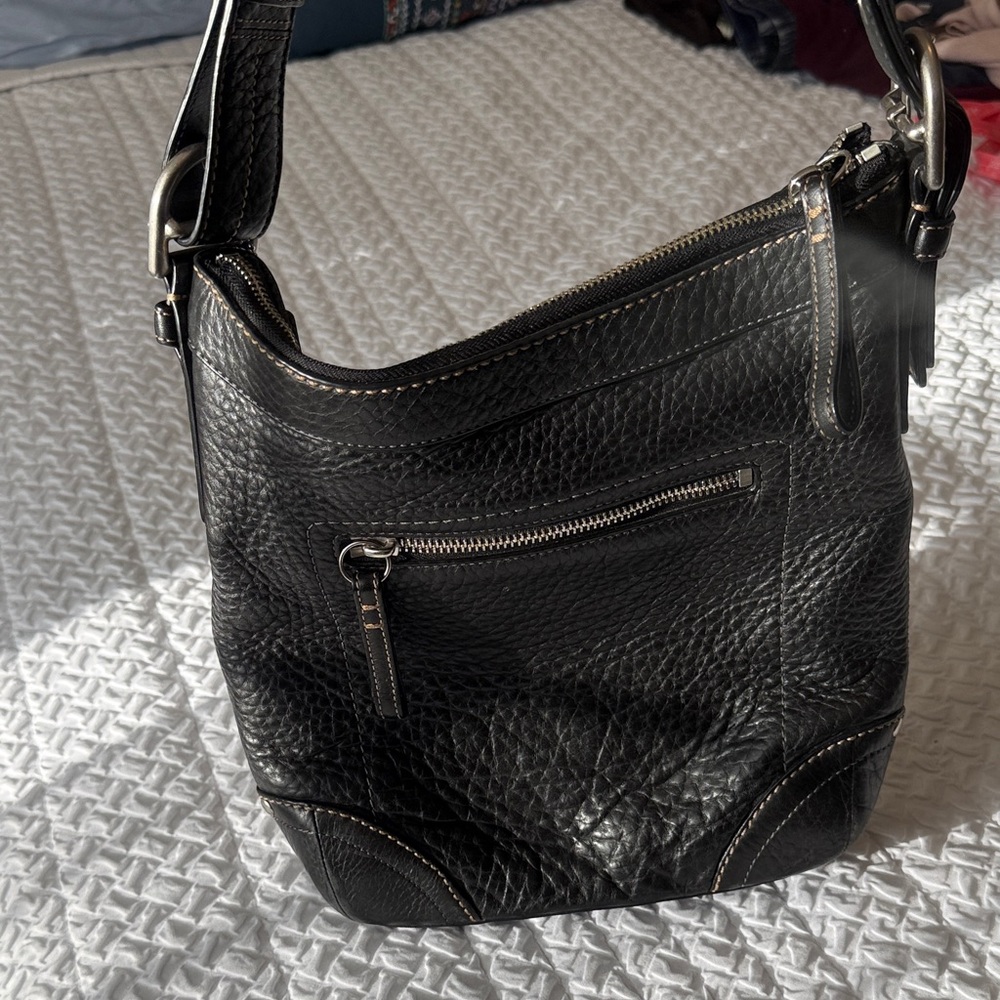 Coach Black Pebble Leather Shoulder Bag - Picture 3 of 9